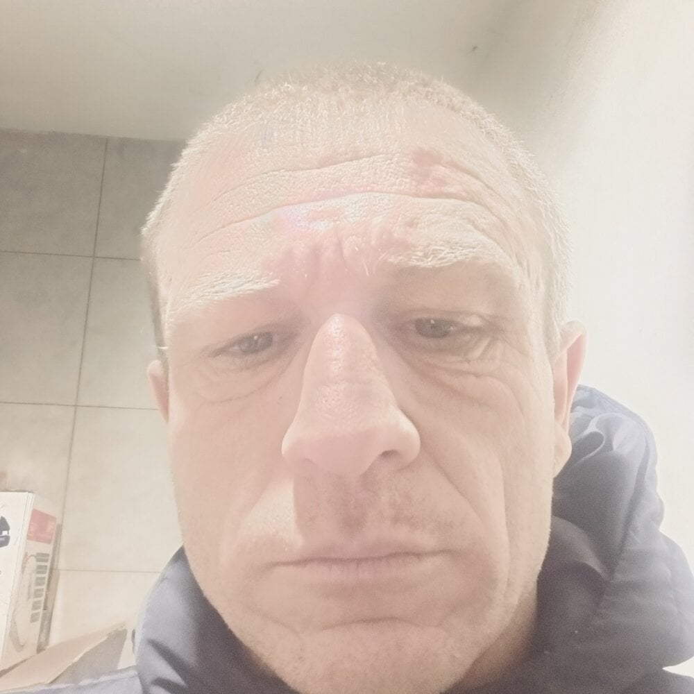 Bezwstydu86 Chatroom