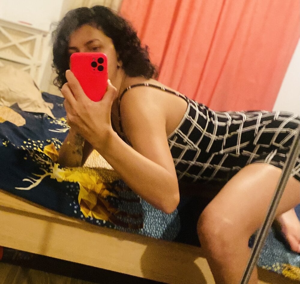 Biaaxxxsexy Chatroom