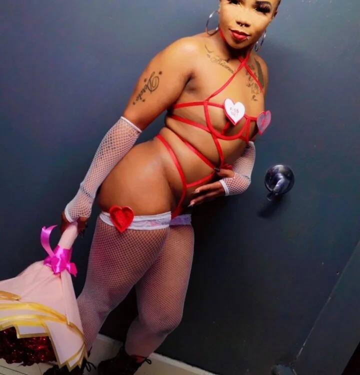 BiancaB1 Chatroom