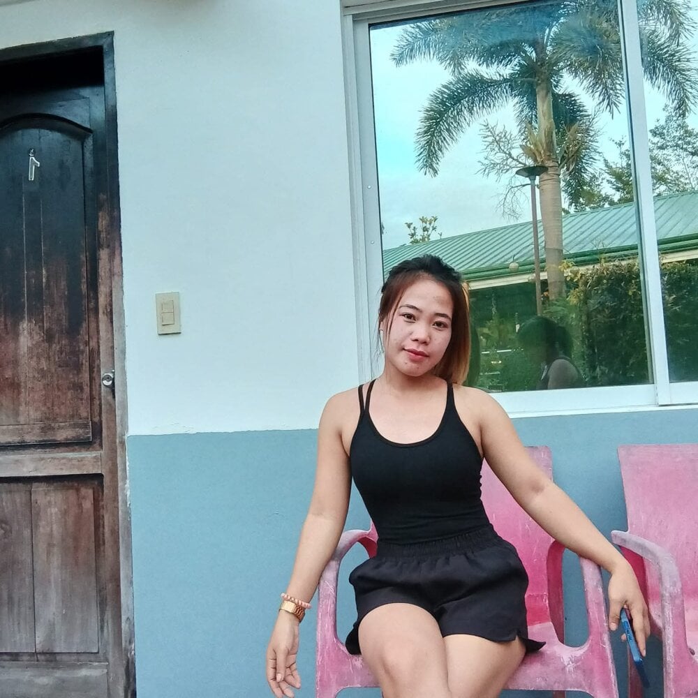 BigClit_Ayana Chatroom