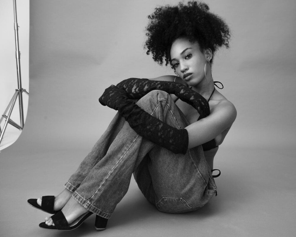 BlackityBae Chatroom