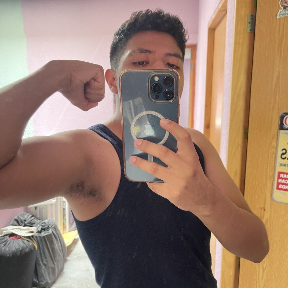 Blade_Ryder666 Chatroom