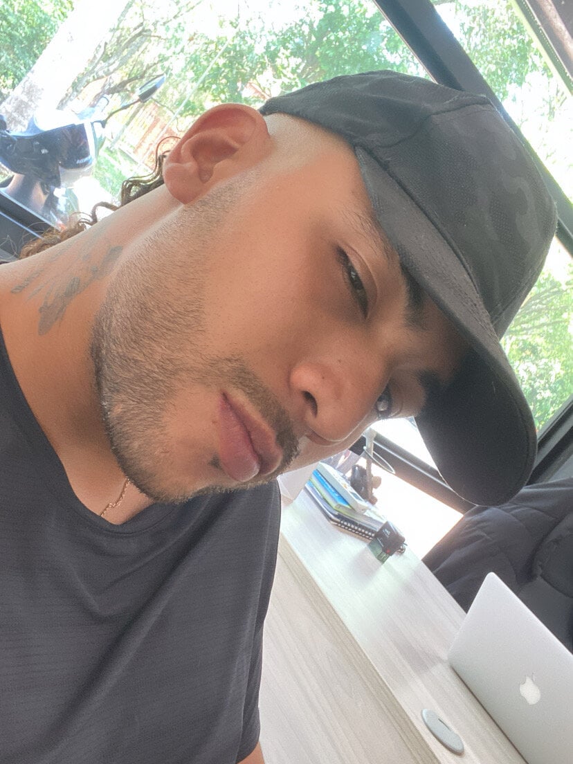 Blaz3rHunter Chatroom