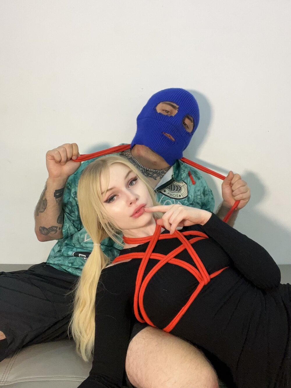 BlondiePlay Chatroom