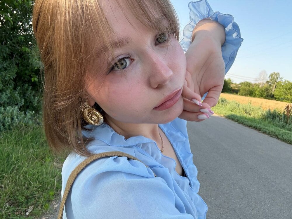 BlossomFae_ Chatroom