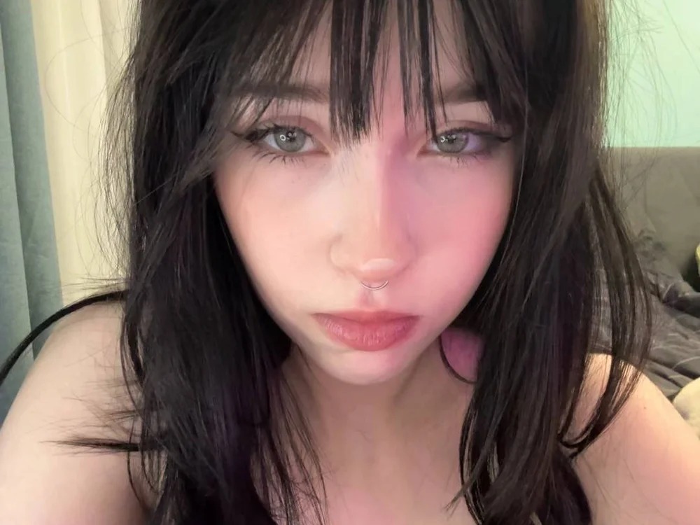 BodyEva Chatroom