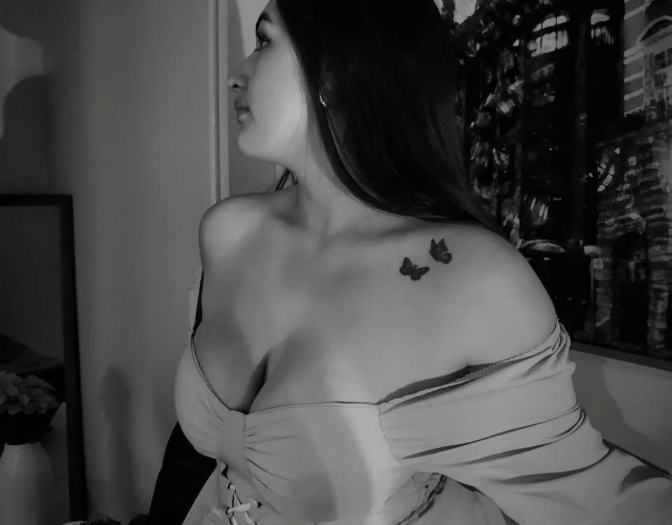 Bombshell_bianca Chatroom