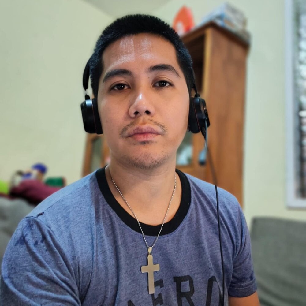 Boytoy_asian Chatroom