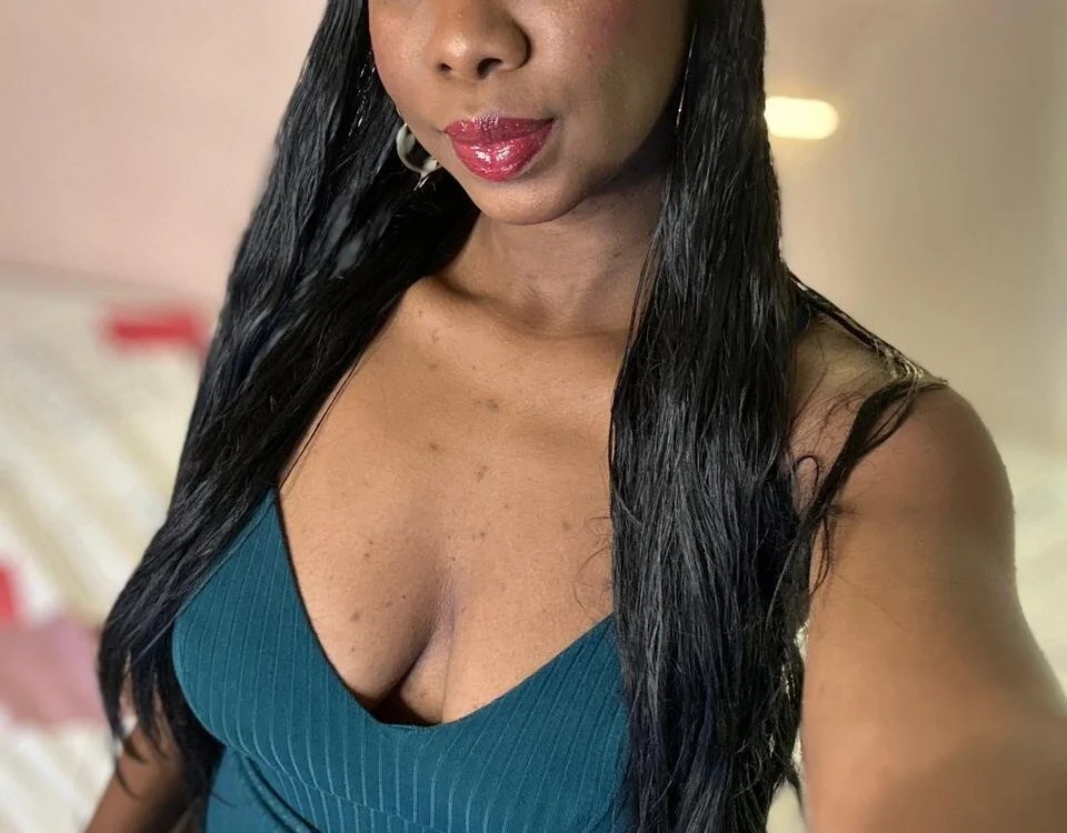 BrenddaMiller_ Chatroom