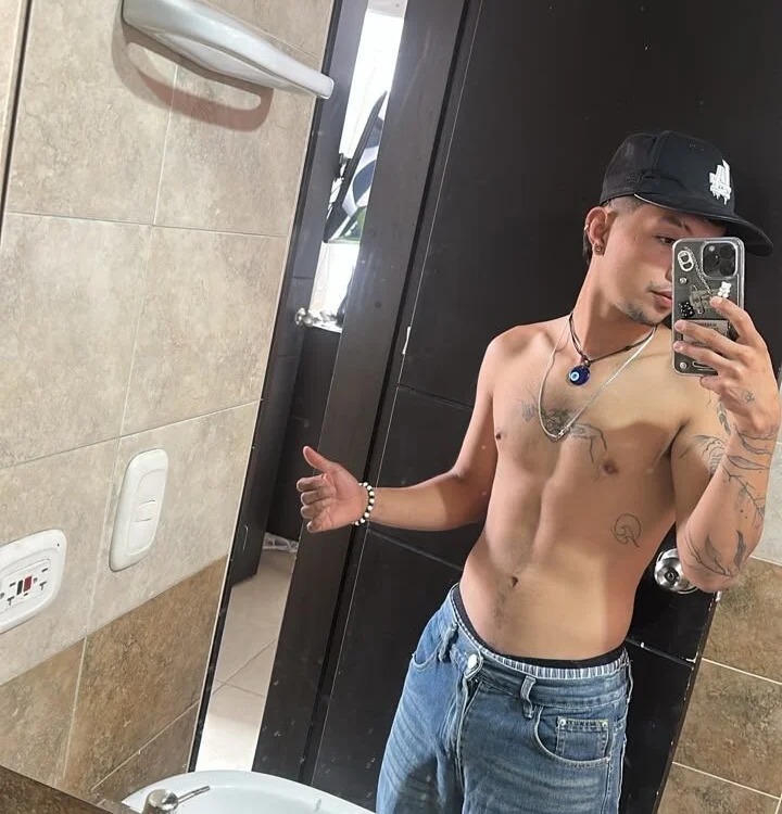 Brian_77_ Chatroom