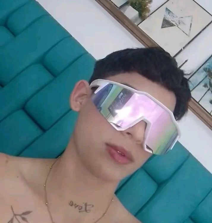 Brianhot0F Chatroom