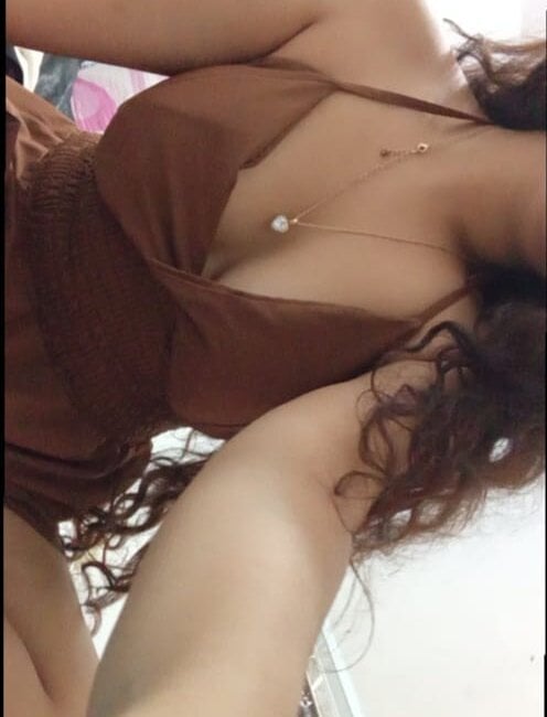 Britany-delfina Chatroom