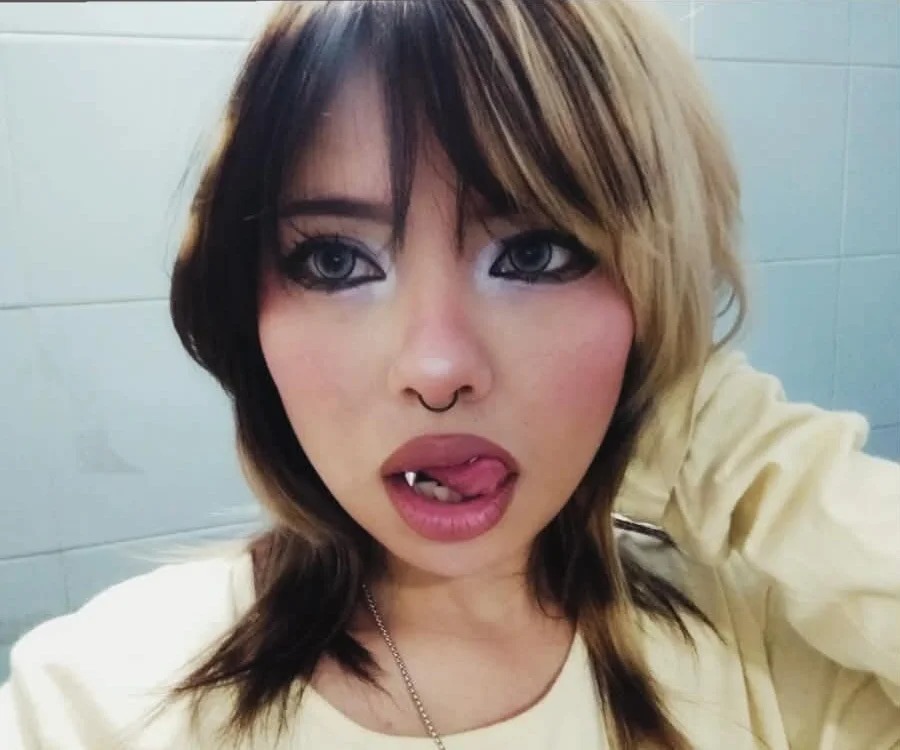 Britney_Clark Chatroom