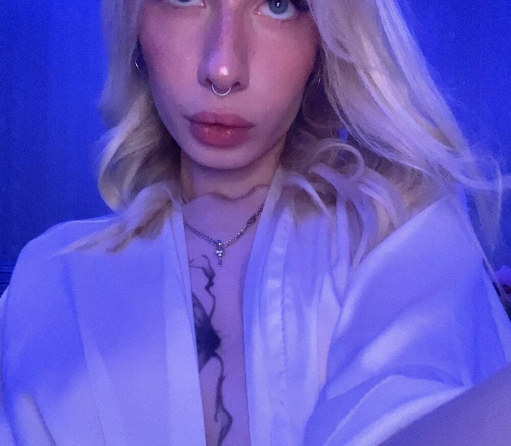 BrittanieKerkhoff Chatroom