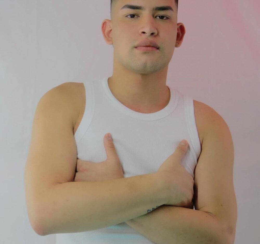 Brown_Vincent Chatroom