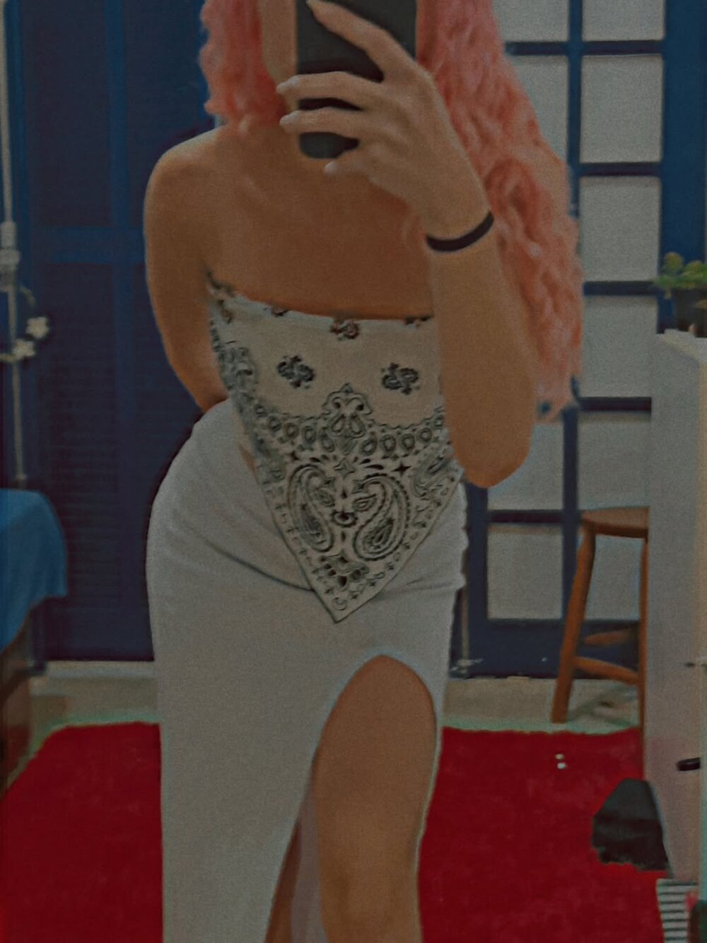 Bruna551 Chatroom