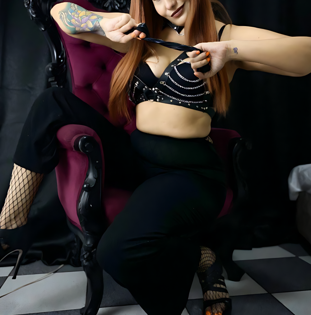 BrunnaMoore_ Chatroom