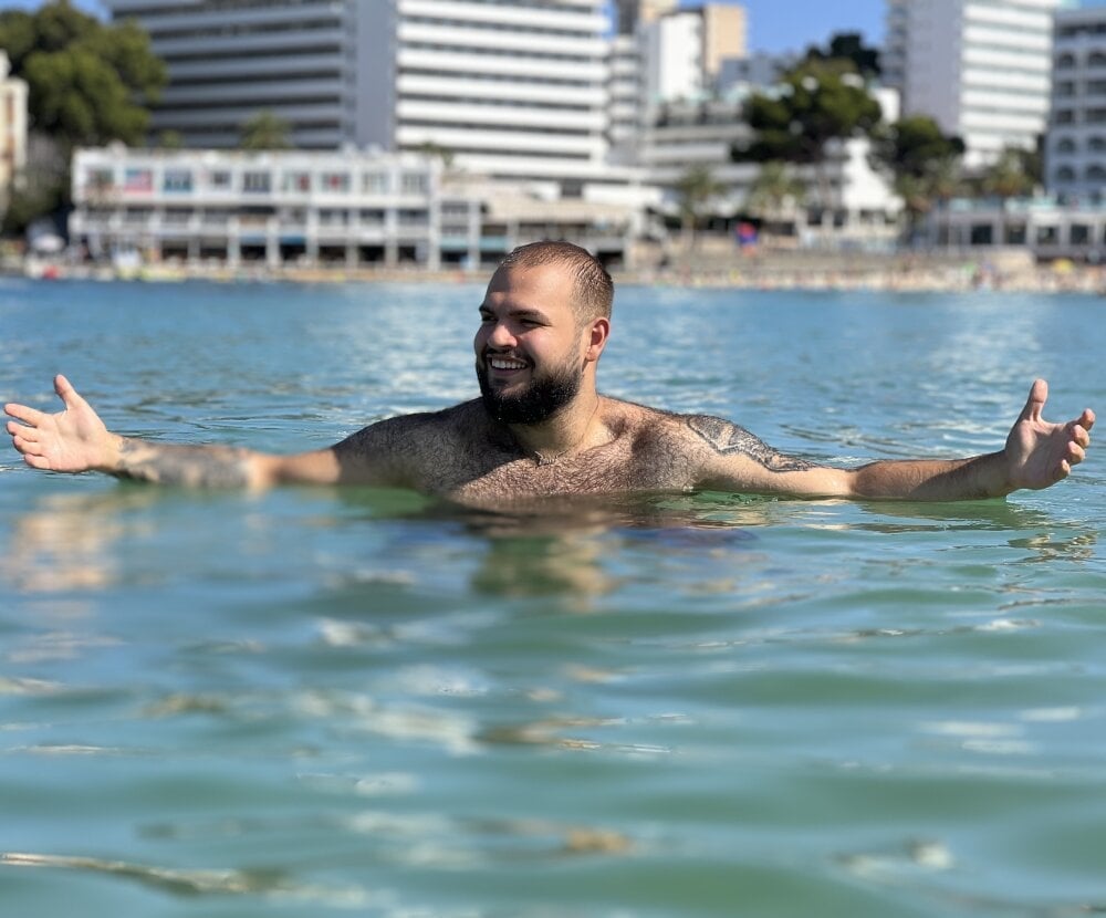 Bryanx456 Webcam Profile Picture Bryanx456 Chatroom