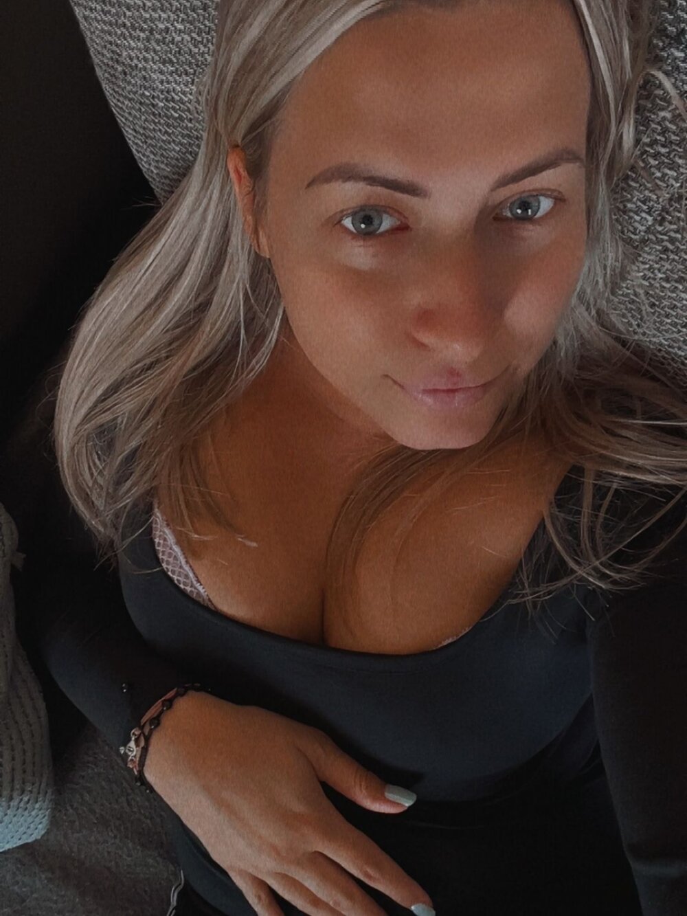 Bunnyela1 Chatroom