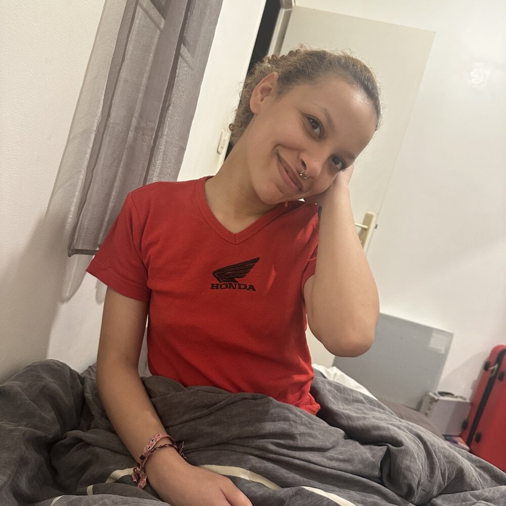 BurstCoquette Chatroom