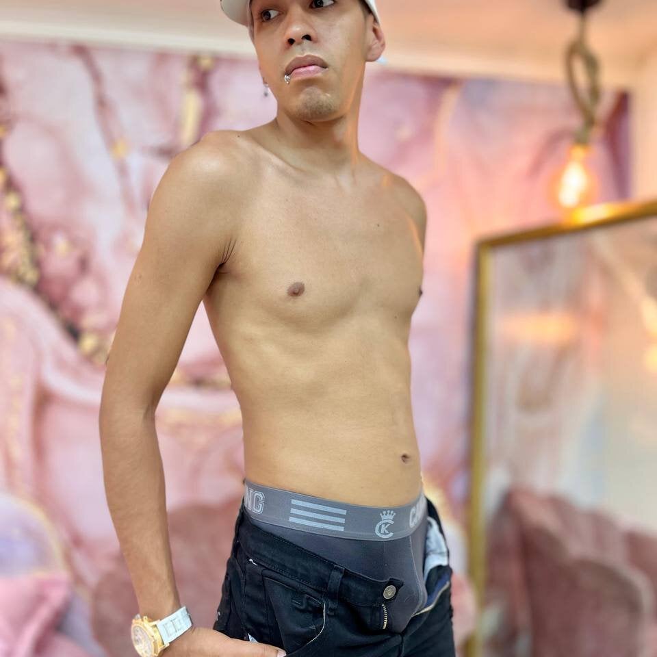Bvlgar_Guys Chatroom
