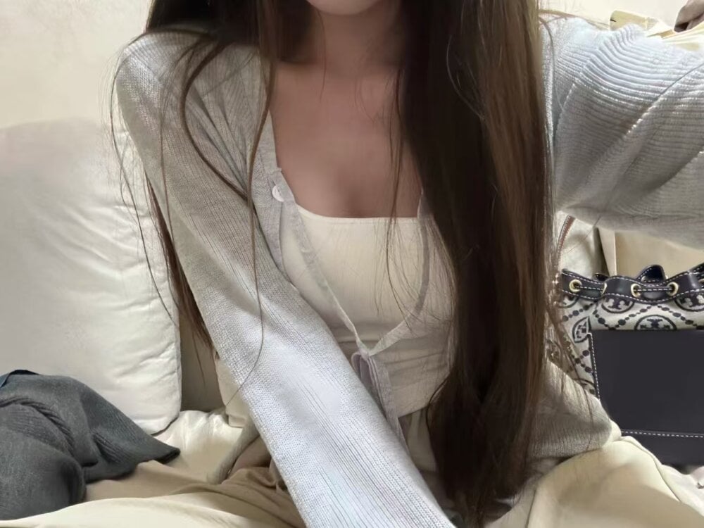 CAICAI_BABY Chatroom