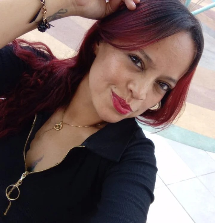 CELESTE_SANZ1 Chatroom