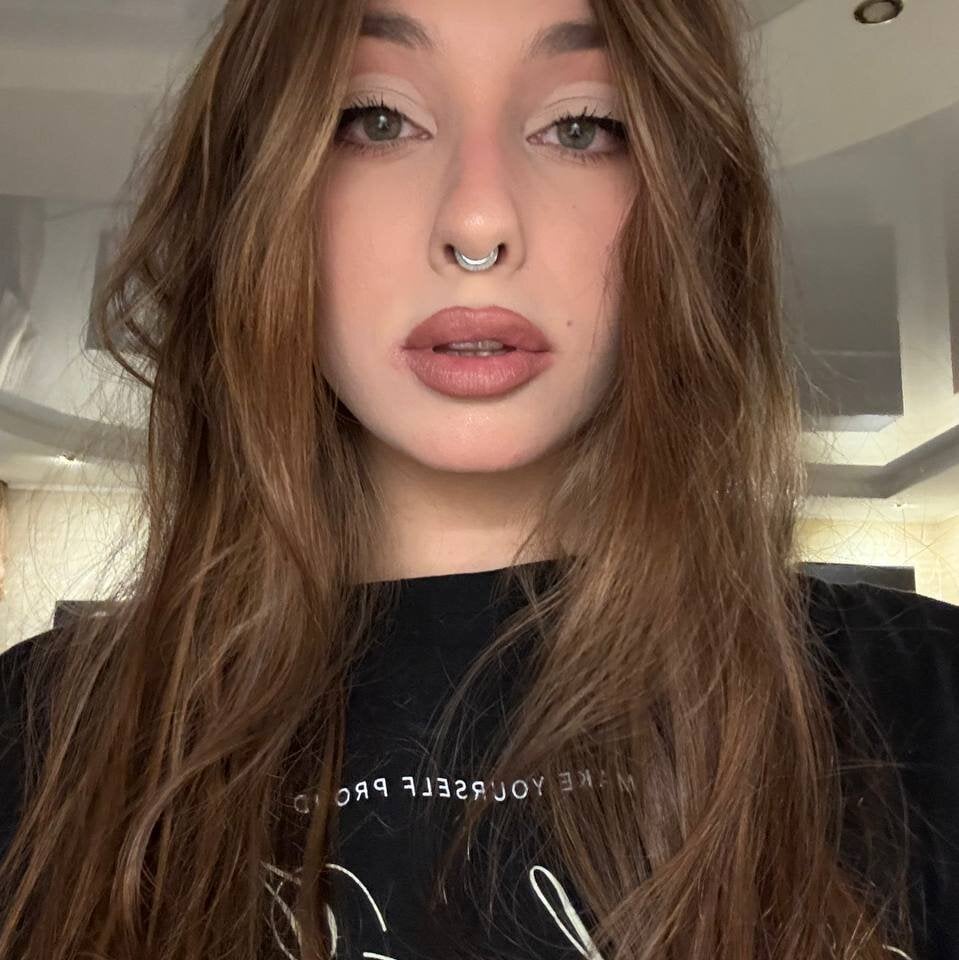 CHERRY_LINAA Chatroom