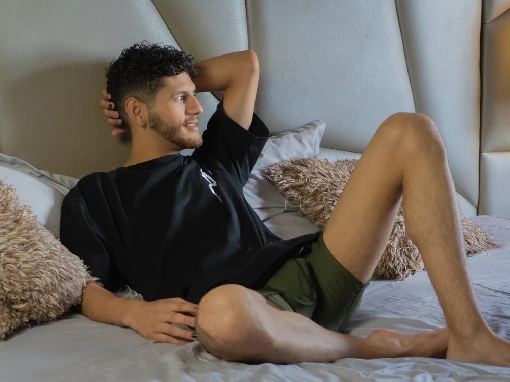 CHRIS_GREY Chatroom