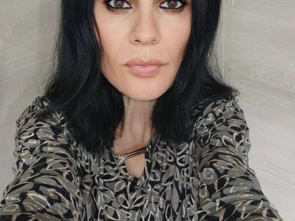 CRIYSTINA36 Chatroom