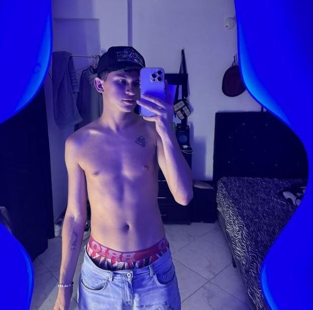 Caesar_enris Chatroom