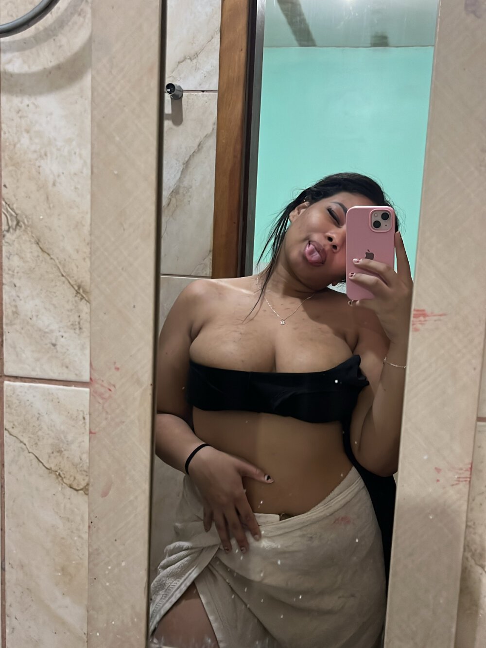 CamilaTukusama Chatroom