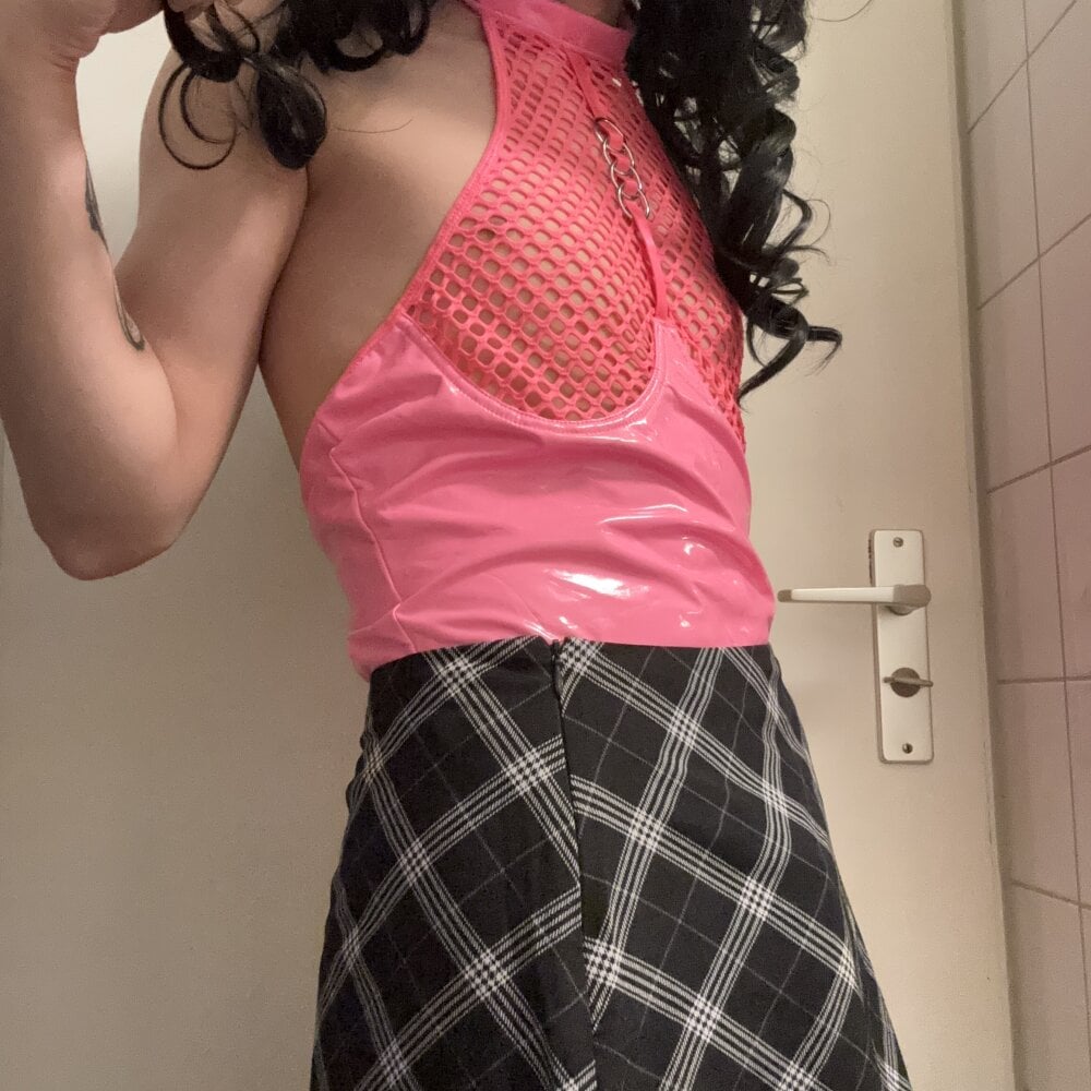 CammieTrans Chatroom