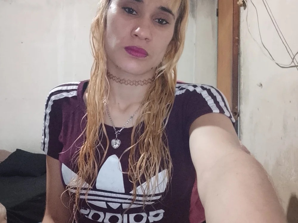 CamyDani Chatroom