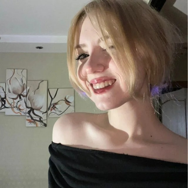 CandyElfie Chatroom