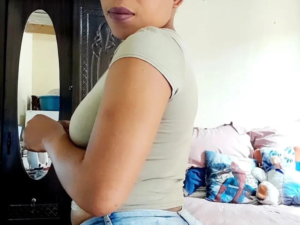 CandyLadyXXX Chatroom