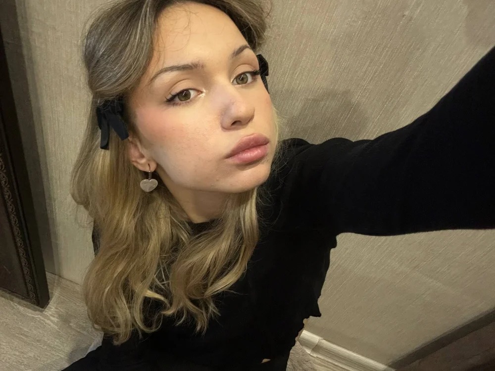 Candy_Loveee Chatroom