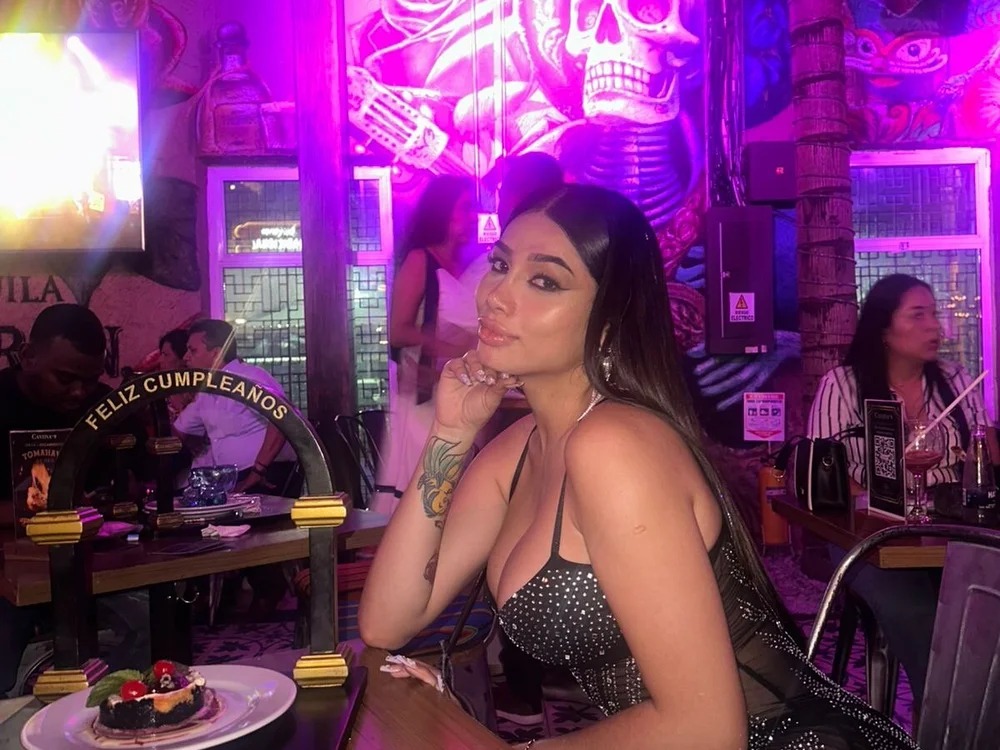 Candy__purityy Chatroom