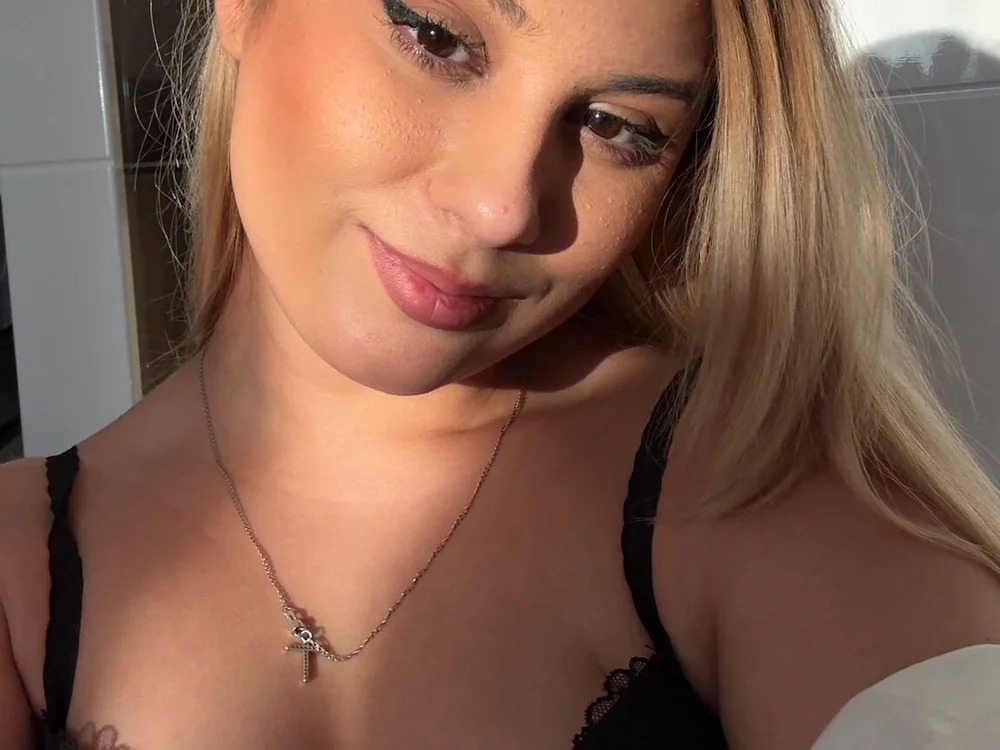 Carla_bell Chatroom