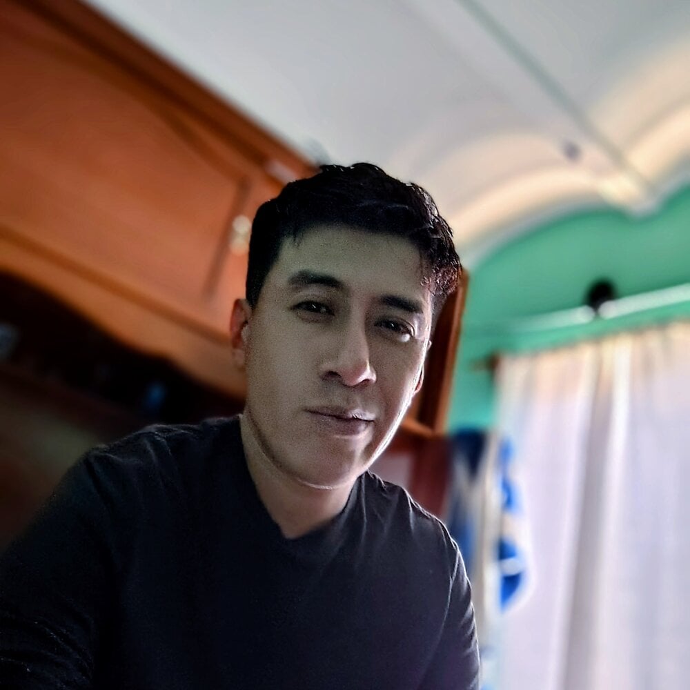 Carlos27hot Chatroom