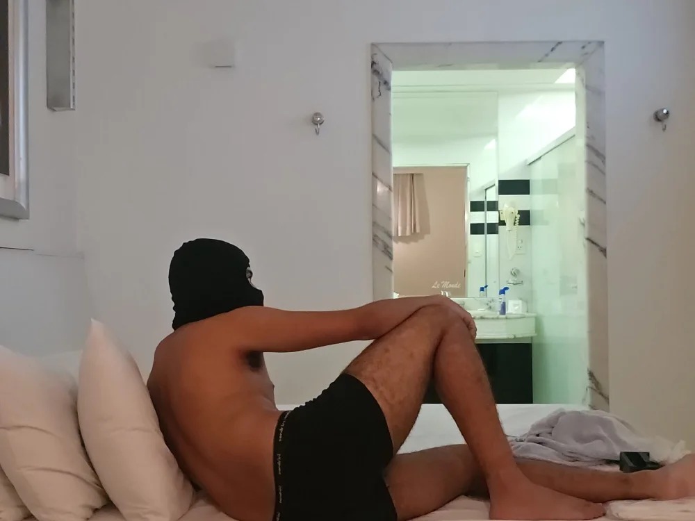 CarlosMid15 Chatroom