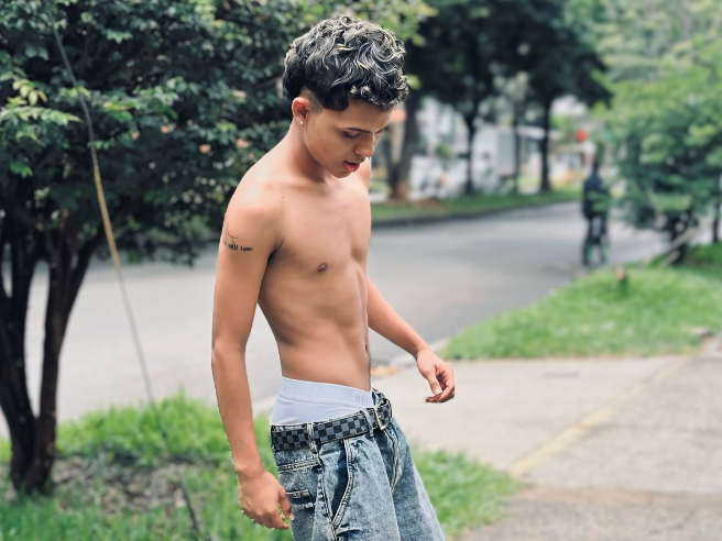 Carlos_foxx Chatroom