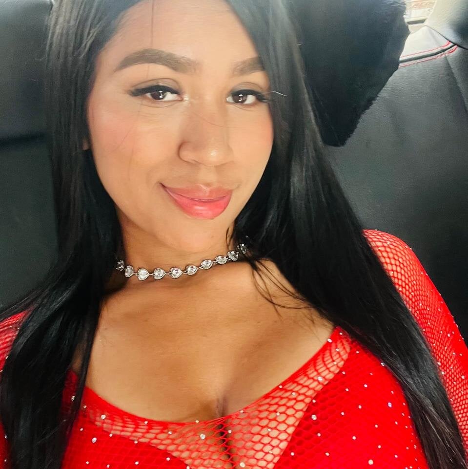 Caroliina_Saenz Chatroom