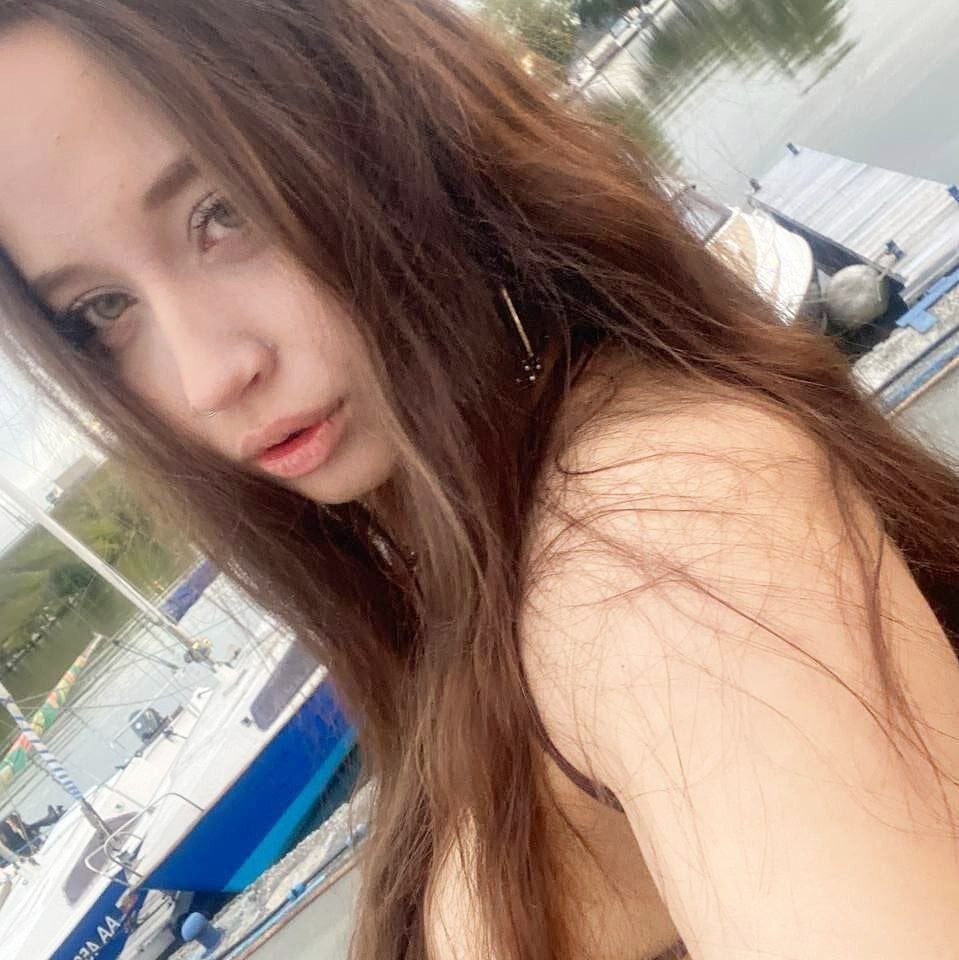 Carolina-sky Chatroom