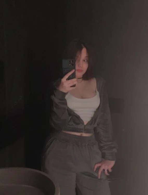 Caroline_cutte Chatroom