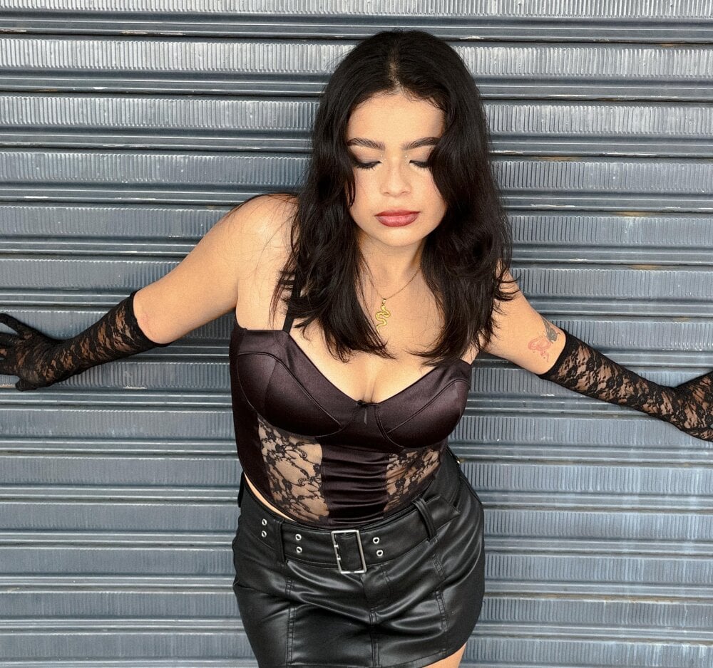CatalinaYCarlo Chatroom