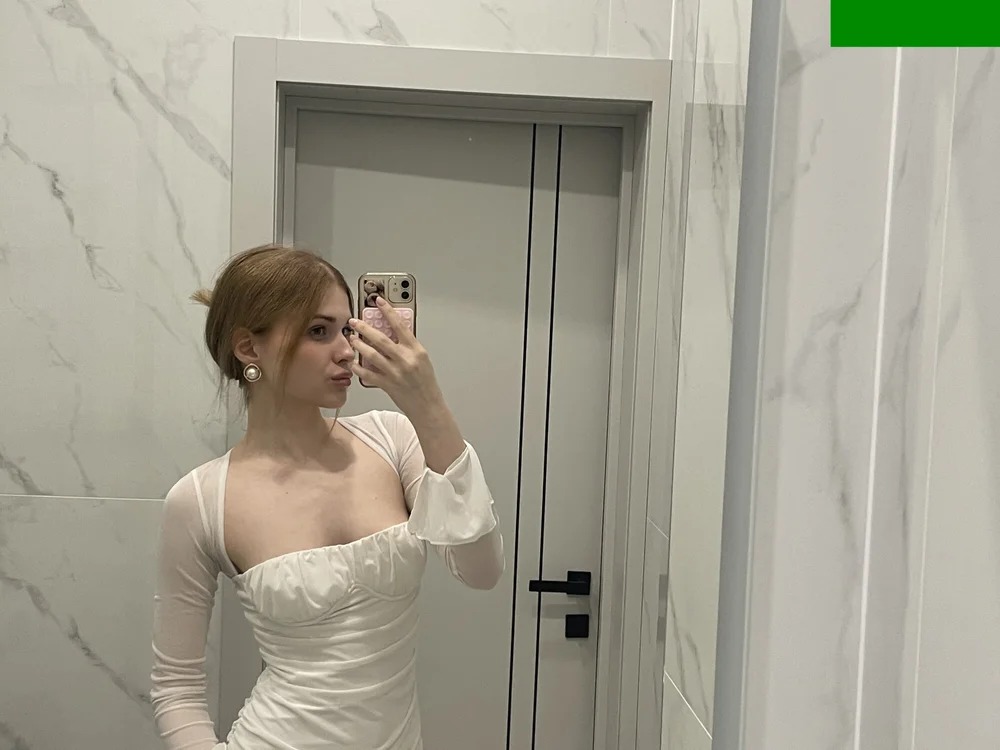 Catherine_grey Chatroom
