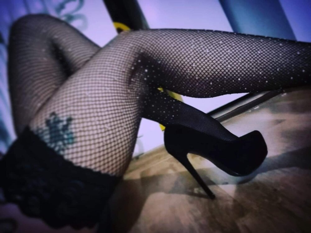 CelestynStar Chatroom