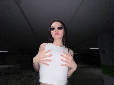 celina-meow