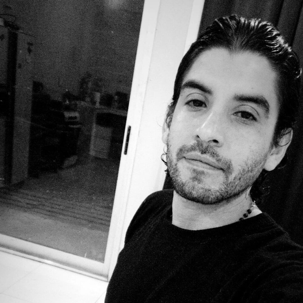 CesarLeyess Chatroom